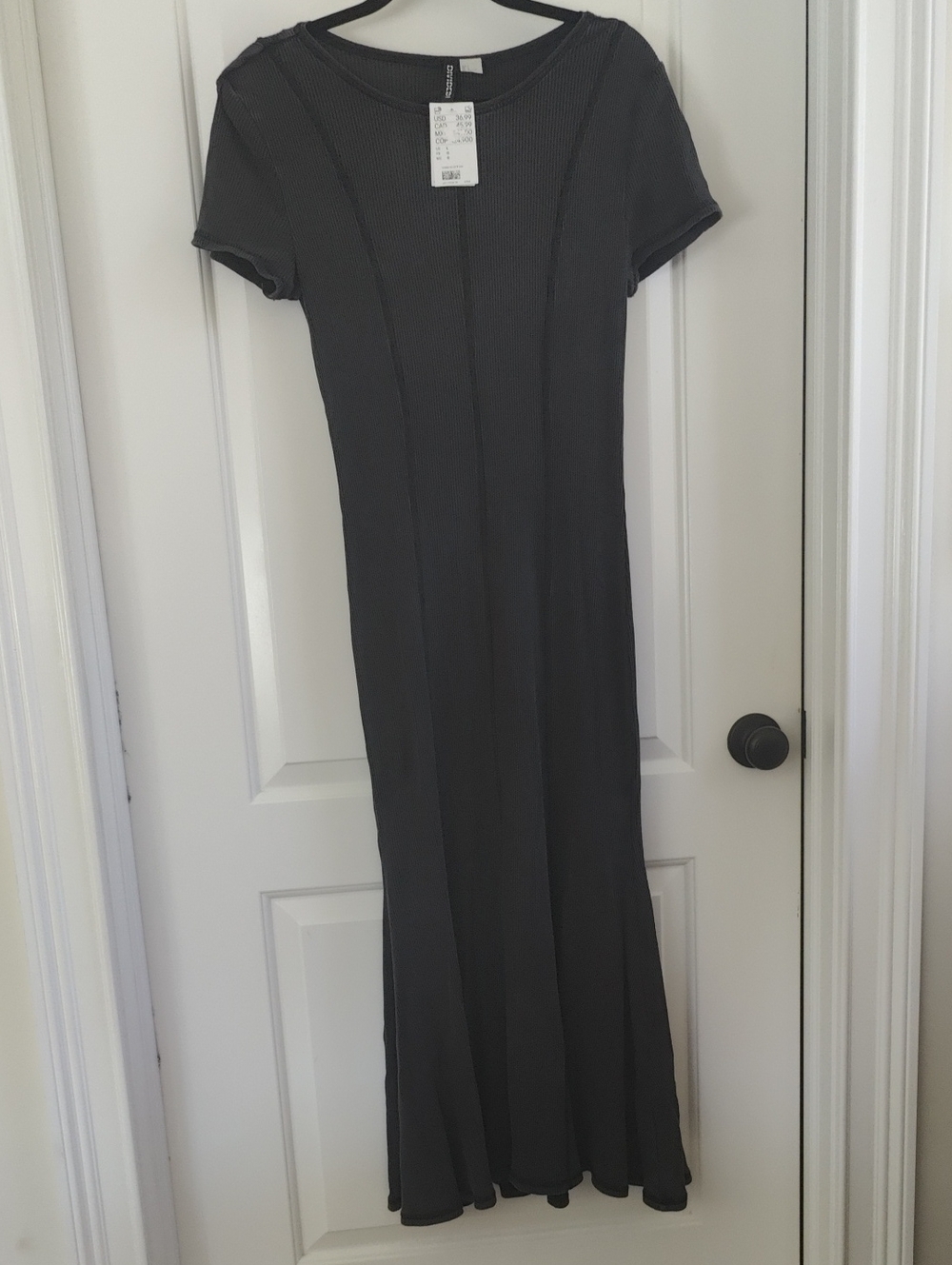 Divided Black Ribbed Short-Sleeve Maxi Dress